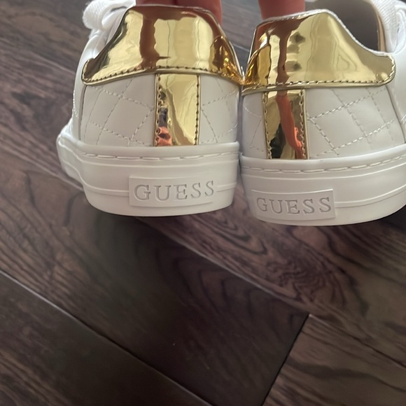 Women’s shoes - Picture 3 of 5